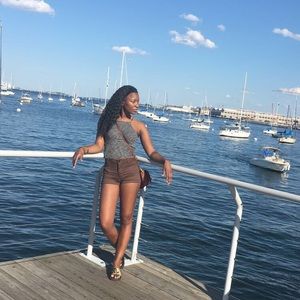 Meet your Posher, Kelly